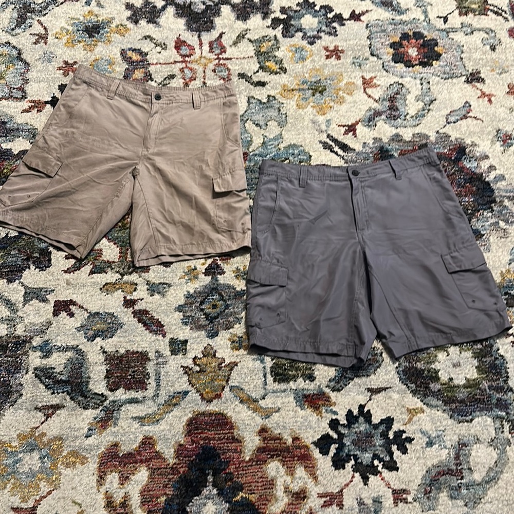 2 pairs of Magellan Outdoor Water Repellent fishing shorts in size 32
